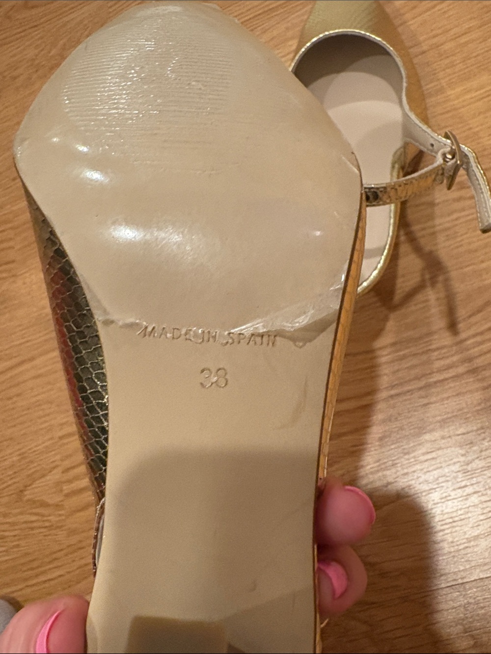 Mariana Gold Metallic Slingback Pointed-Toe Heels - Picture 5 of 6
